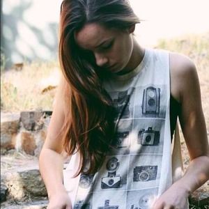 ⚡️SOLD⚡️Brandy Melville muscle camera tee