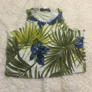 Brandy Melville bundle tops!