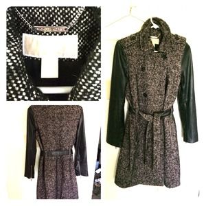 Beautiful authentic MK jacket with leather sleeves