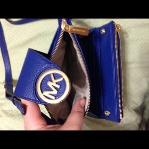 Michael Kors small cross body bag nwot