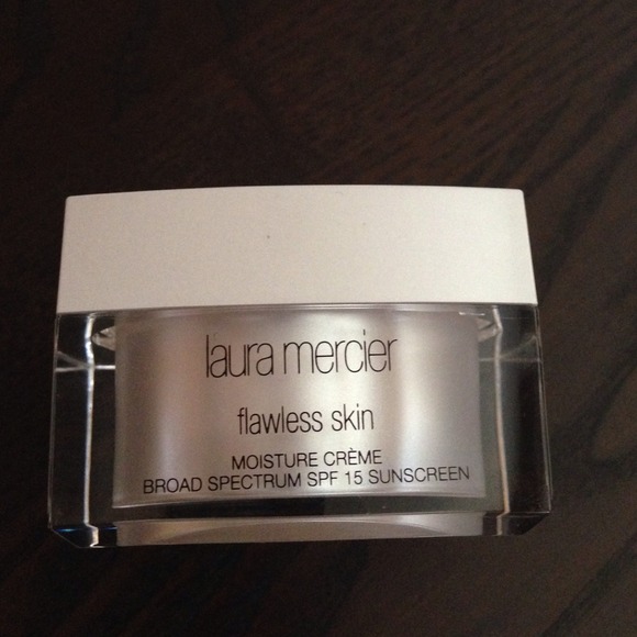 Laura Mercier Flawless Skin