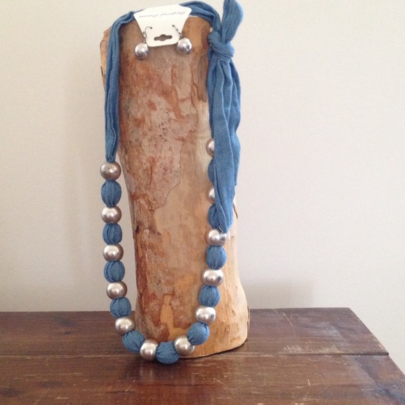 Necklace and earrings