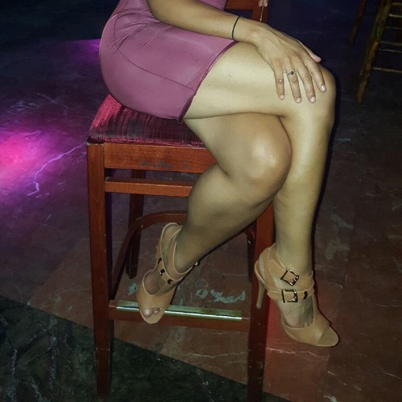 New Open toe fancy heels - Picture 4 of 4