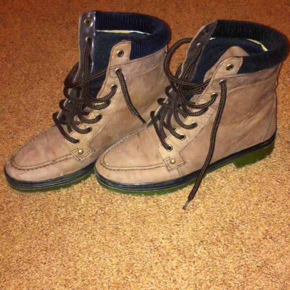 Brown boots