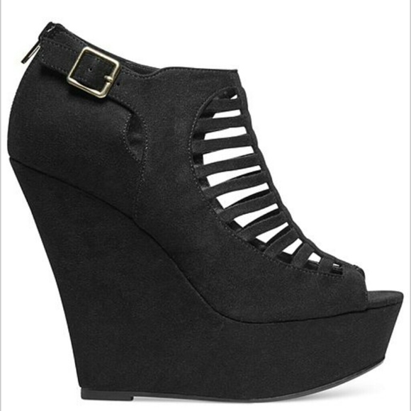 Madden Girl Shoes - Reduced Reduced Madden girl wedges