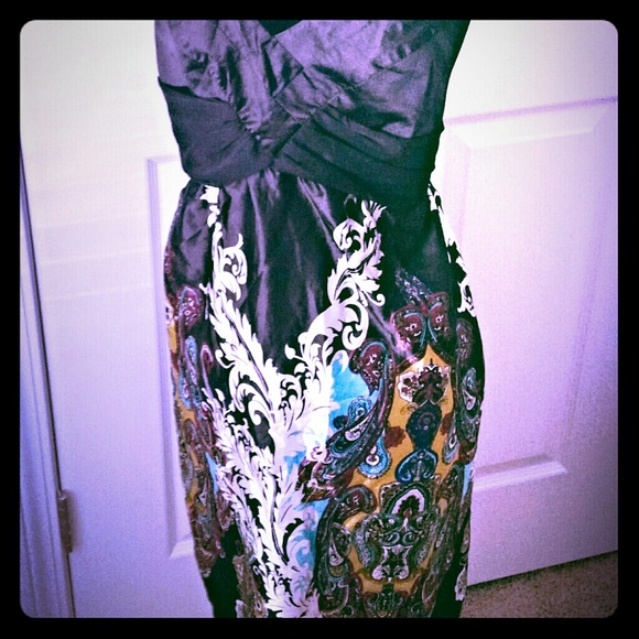 Black/multi-colored Satin Summer Dress