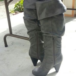 Above the knee guess boots
