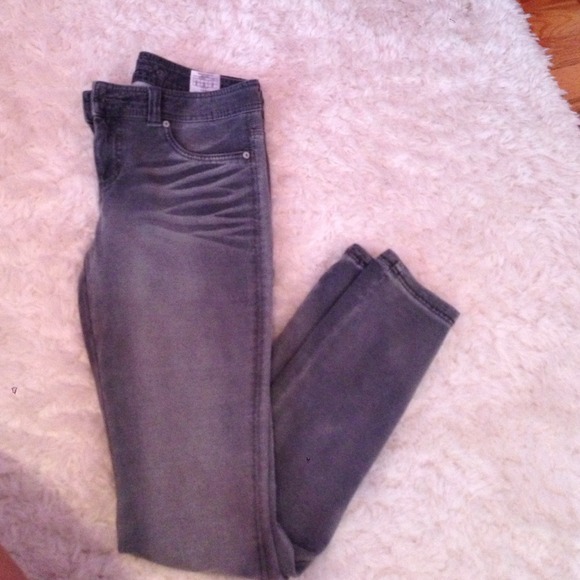 Guess Jeans