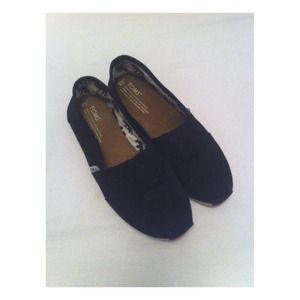 Black Toms