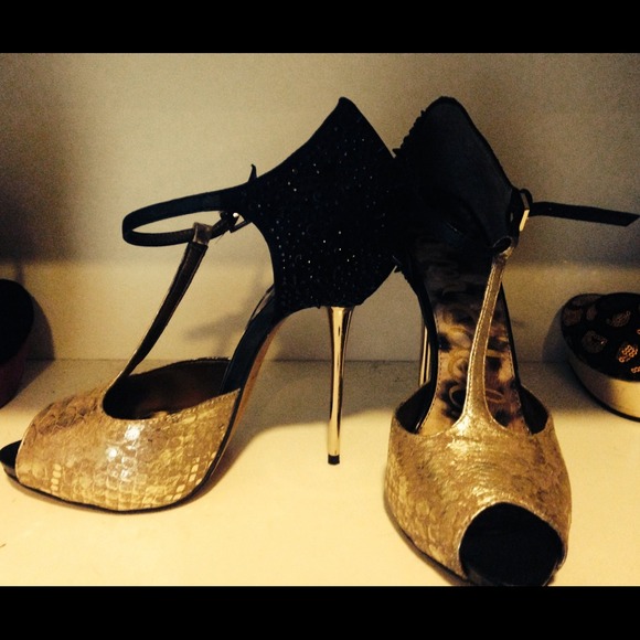 Sam Edelman peep toe pumps