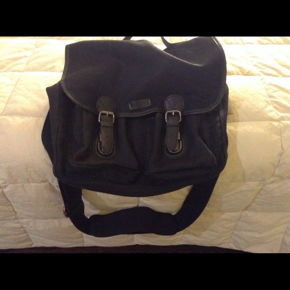 Ossington Messenger Bag