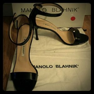 Manolo Blahnik Morisa Patent Black