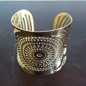 Cuff bracelet