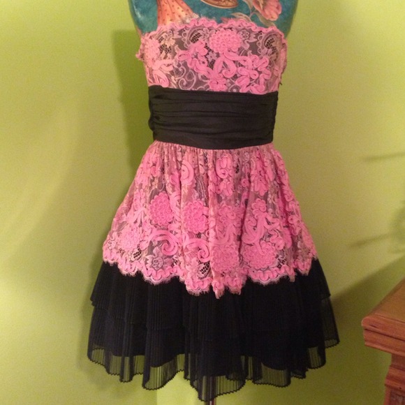 Pink Betsey Johnson party dress