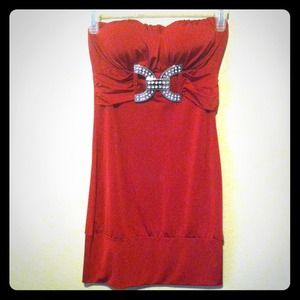 Beautiful red party dress!