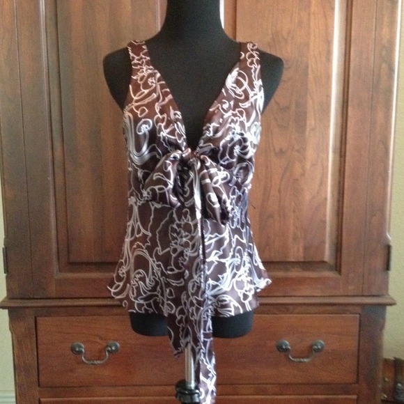 Kenneth Cole Chocolate Brown top