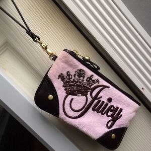 Wristlet