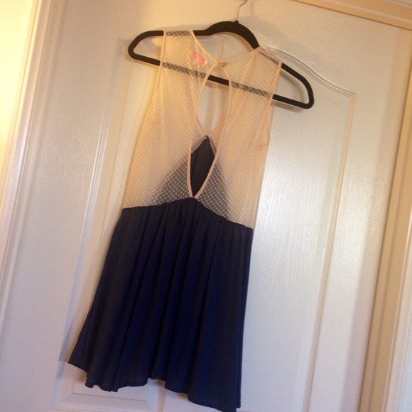 Spring/Summer Dress - Picture 3 of 4