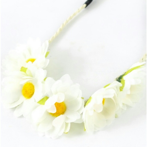 Accessories - REDUCED ?? Daisies Headband