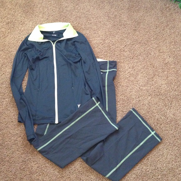 Dark Grey and Neon Yellow Workout Clothes