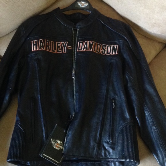 Men's Harley-Davidson leather motorcycle jacket