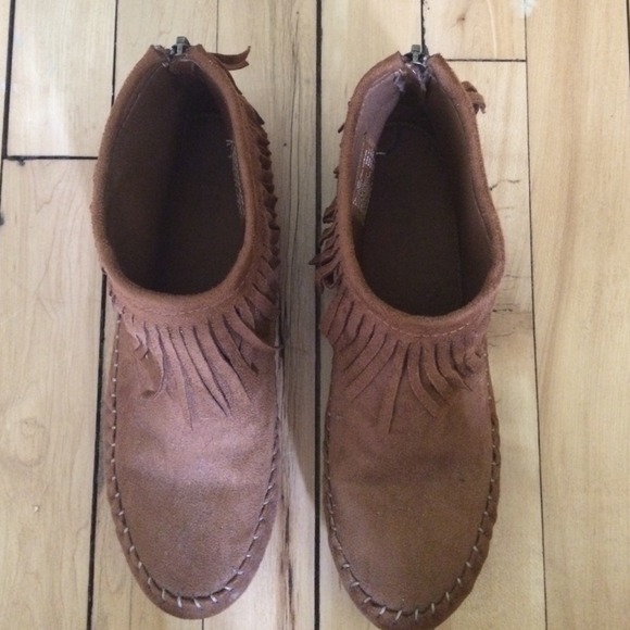 Short Indian booties *** ON HOLD ***