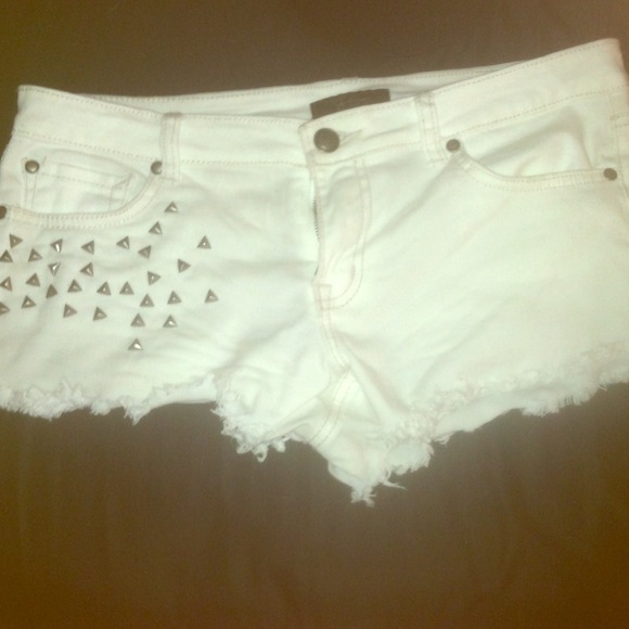 BRAND NEW JESSICA SIMPSON SHORTS BOUGHT 5/01/14
