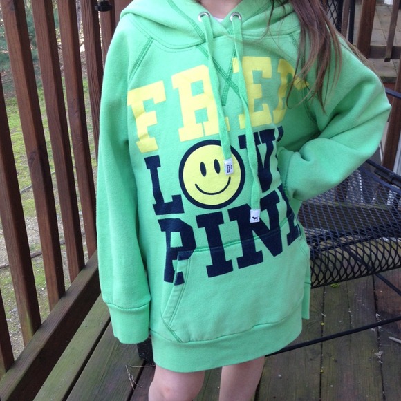 Victoria's Secret Tops - Victorias Secret Pink  Sweatshirt⬇️reduced