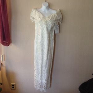 Gorgeous White Dress - Wedding? Prom?