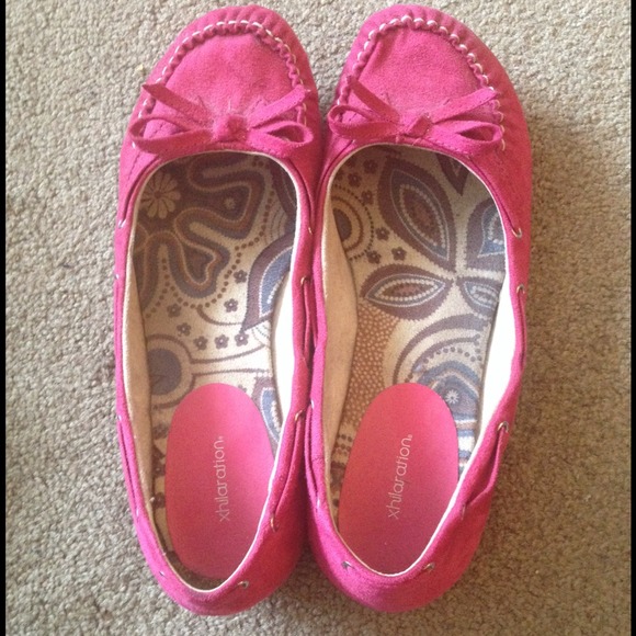 **HOLD**Xhilaration brand moccasins in pink.