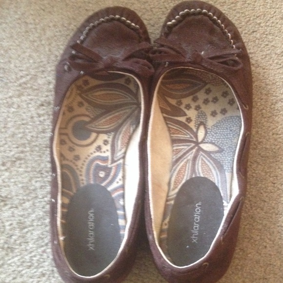 Xhilaration moccasin shoes in brown