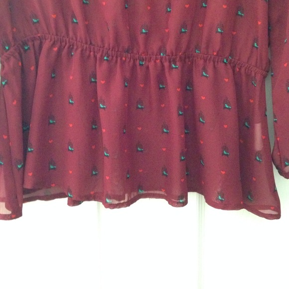 Lily Rose Blouse - Picture 3 of 3