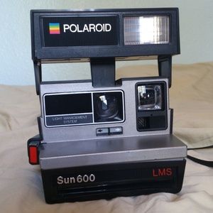 REDUCED Polaroid Sun 600 Film Camera