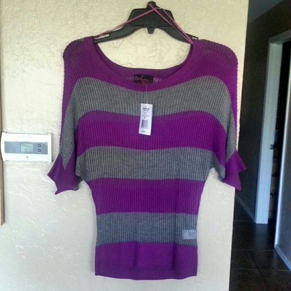 NEW butterfly sleeves top