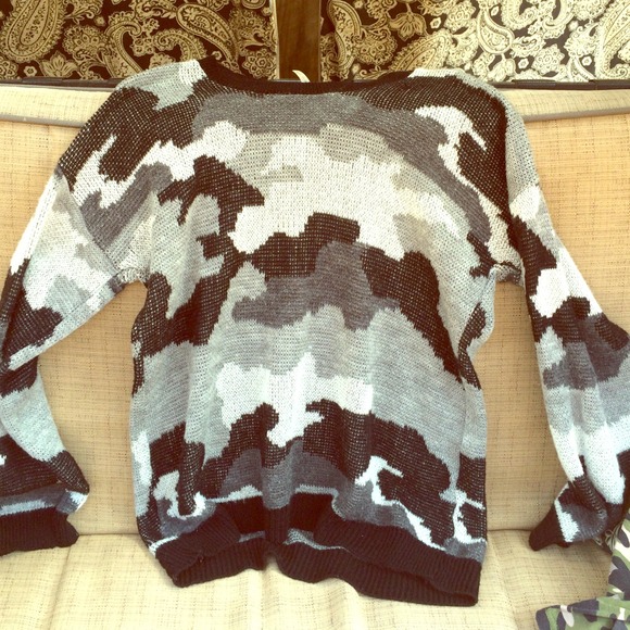 Reversible PAC SUN sweater
