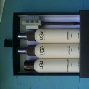 UGG sheepskin care kit