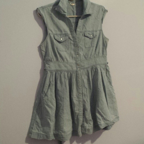 Dress - Picture 2 of 2