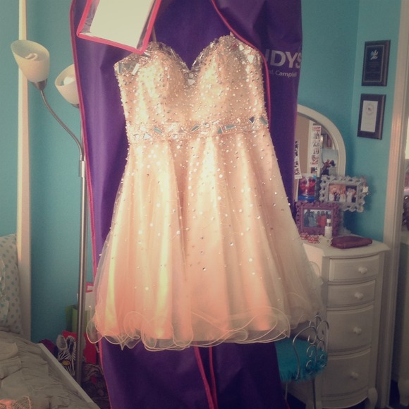 Short beaded prom dress *20% off for the holidays*