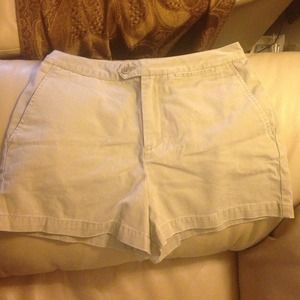 NWOT J Crew khaki shorts