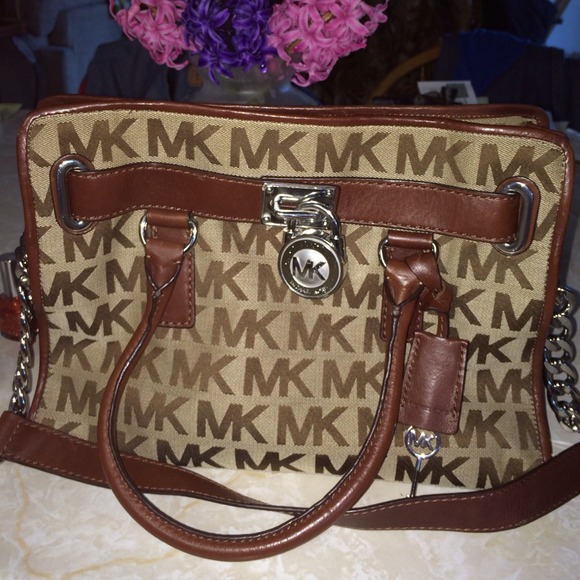 🎀Looking for matching wallet🎀Not for sale!