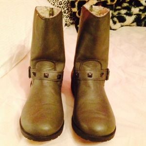 Olive Green Booties sz. 6