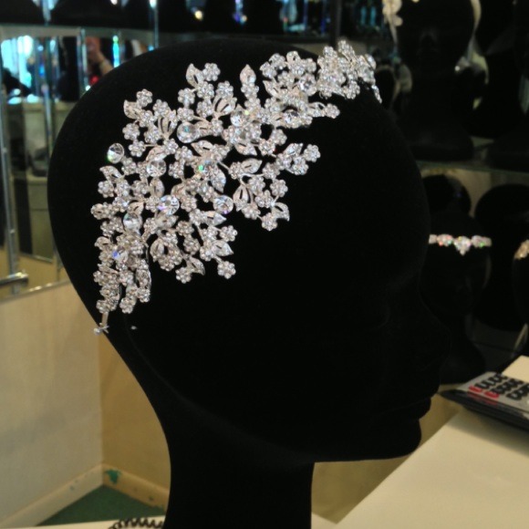 💎Stunning Bridal Headpiece💎