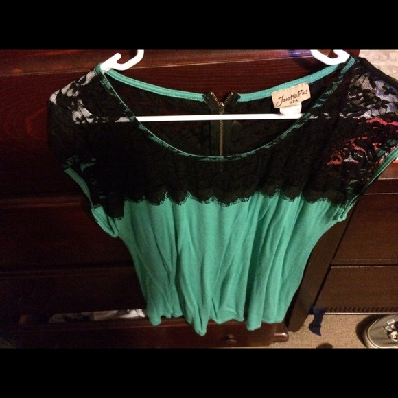 Lace top