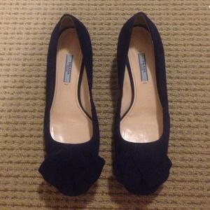 Authentic Prada folded Bow mini pump