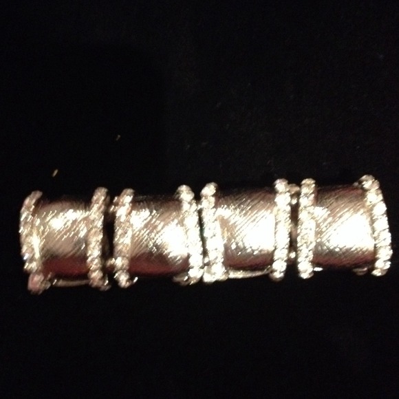 REDUCED Silver rhinestone bracelet