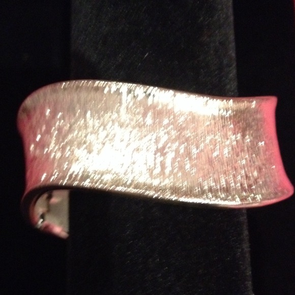 Reduced....Silver bangle