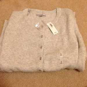 Old navy sweater !