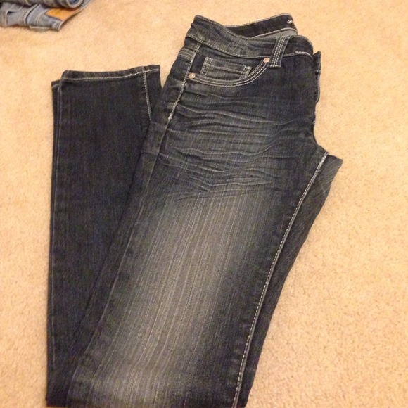 Dark skinnies