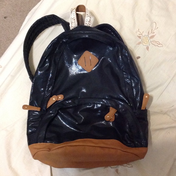 Black metallic backpack - Francesca's collection