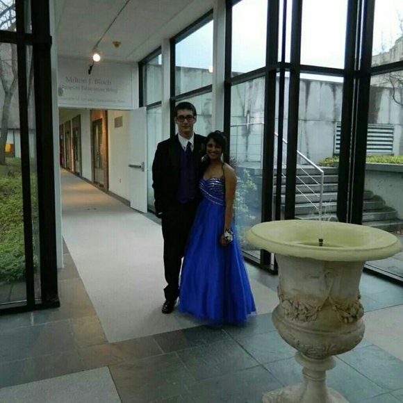 Prom Dress - Picture 4 of 4